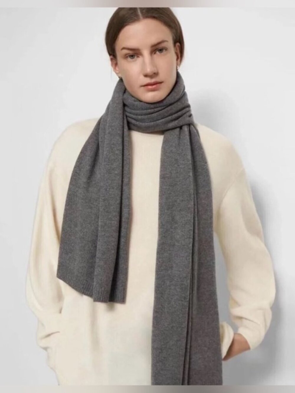 NWT Theory 100% Cashmere Classic Grey Knit Scarf